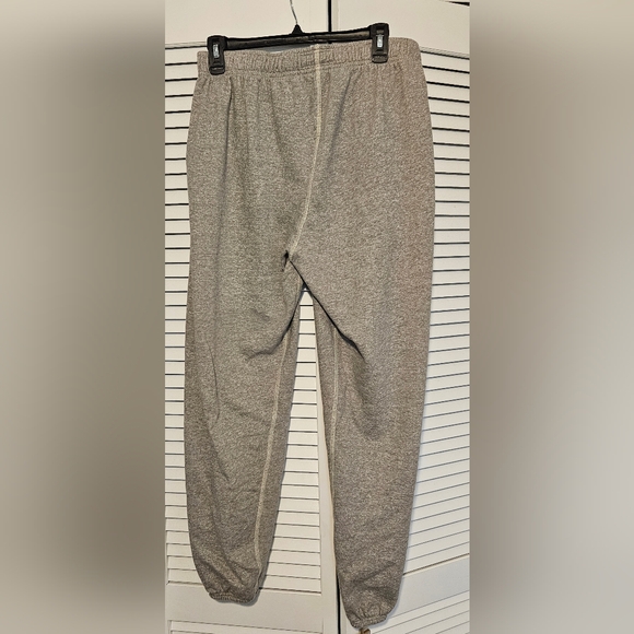 Buck Mason Gray Sweatshirt and Sweatpants Set - Picture 5 of 13